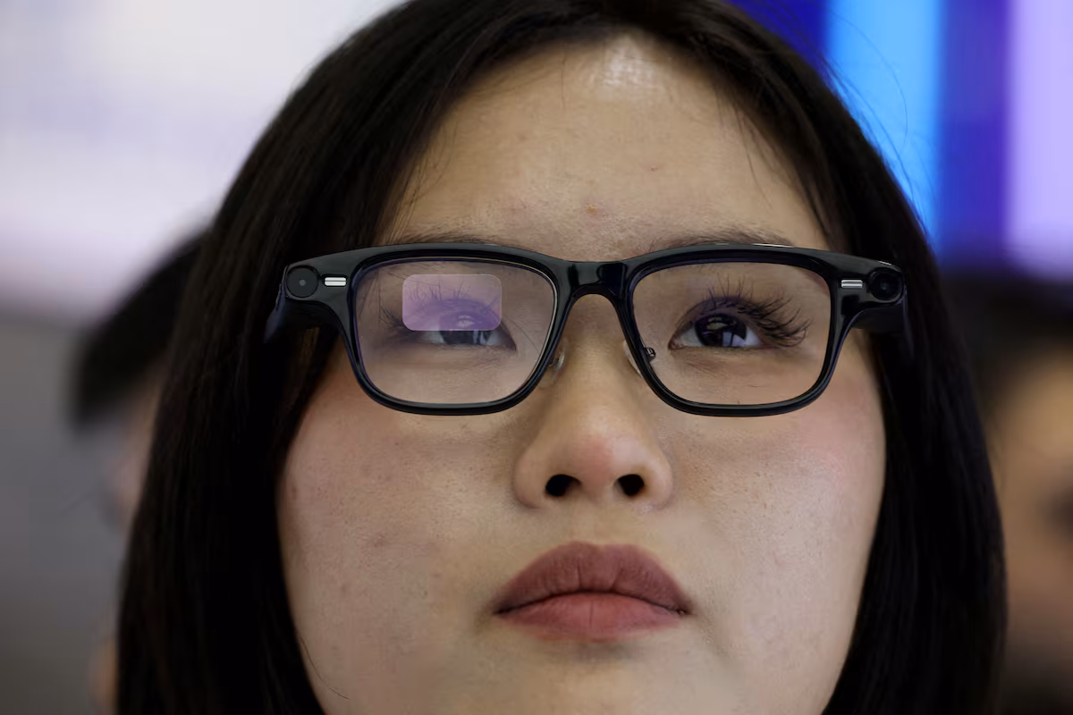 Alibaba Enters the AI Wearable Race with “Quark” Smart Glasses